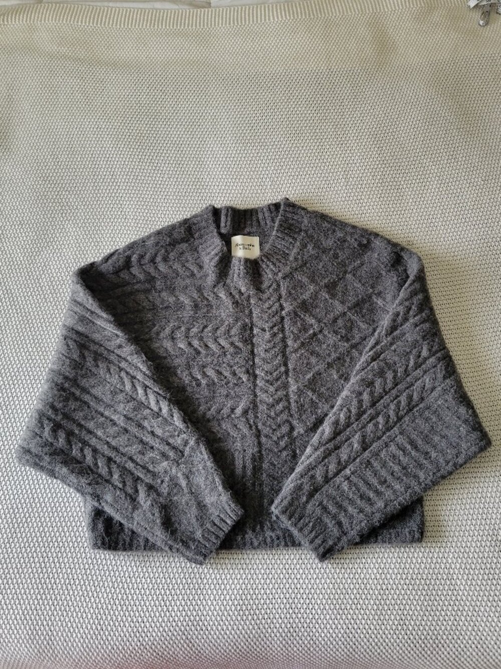 Abercrombie Cable Crew Dolman sweater